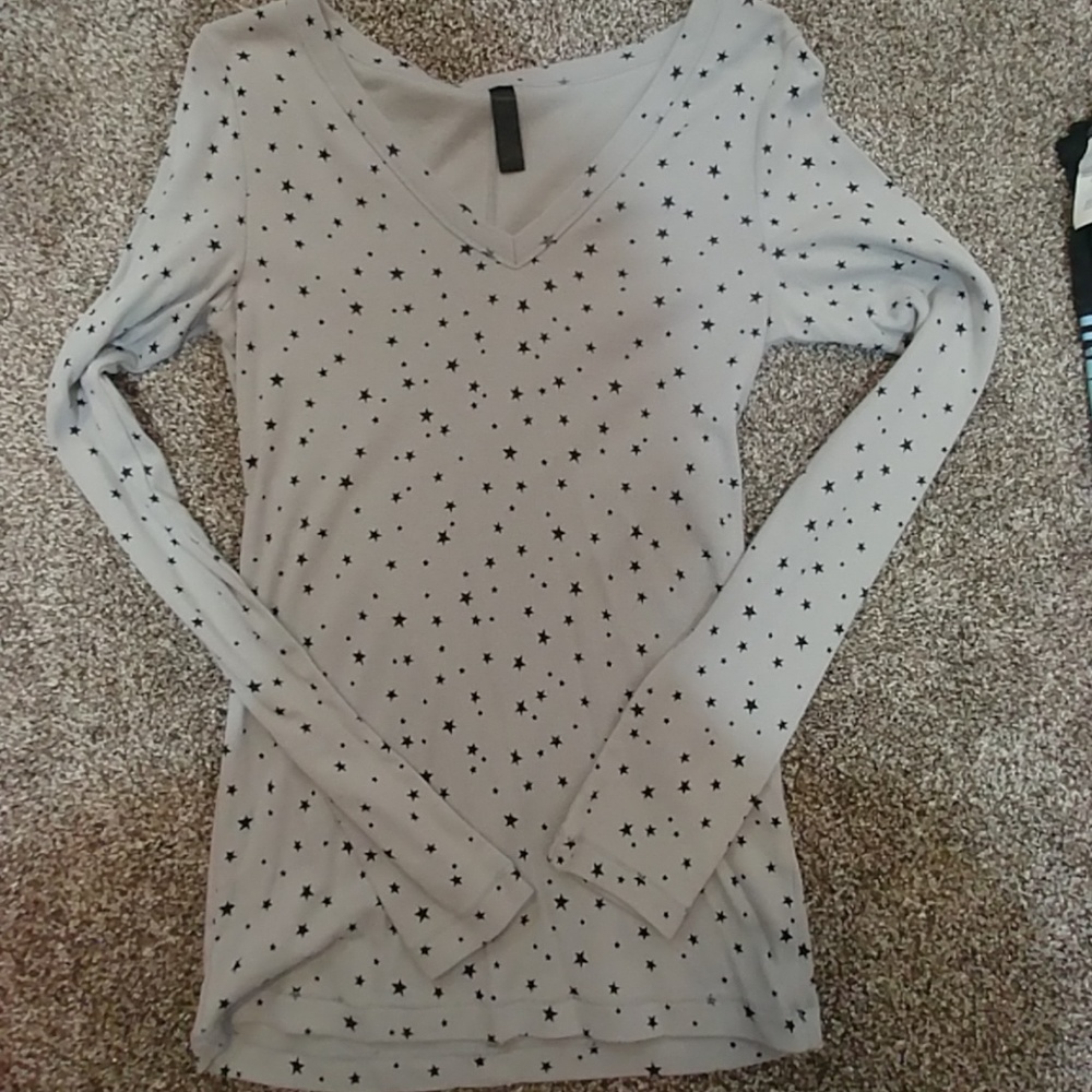 VS star tshirt